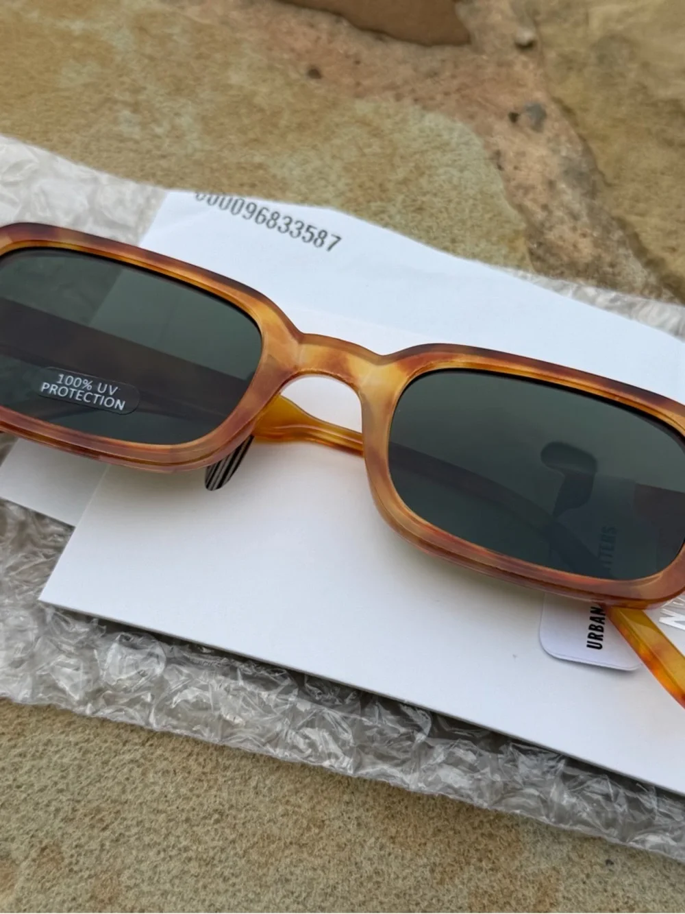 Urban Outfitters NWT Betsy Rectangle Sunglasses - Picture 1 of 4